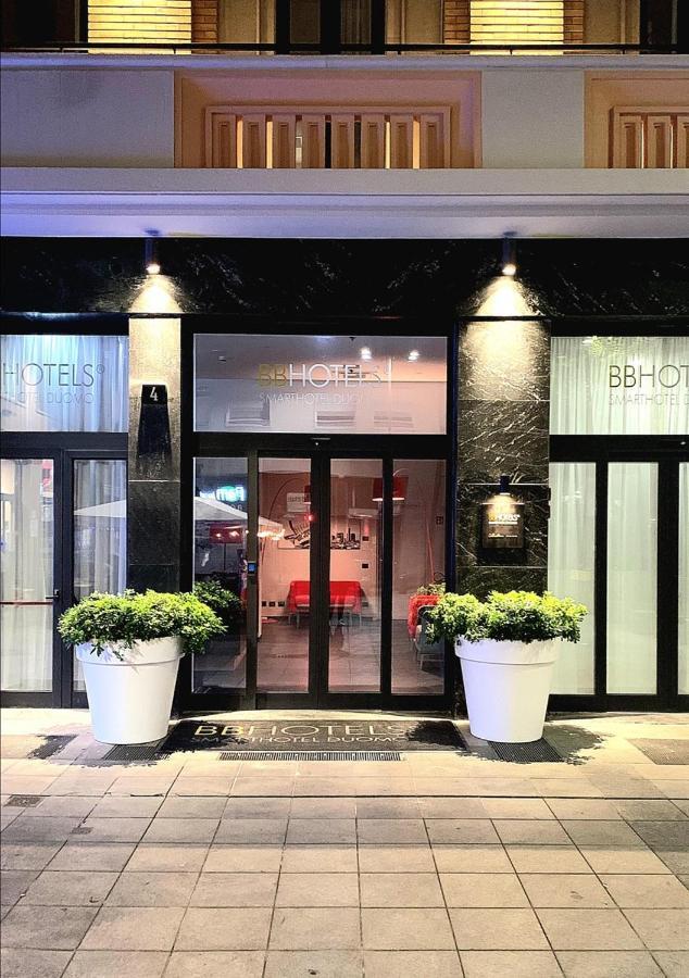 Bb Hotels Smarthotel Duomo Milão Exterior foto